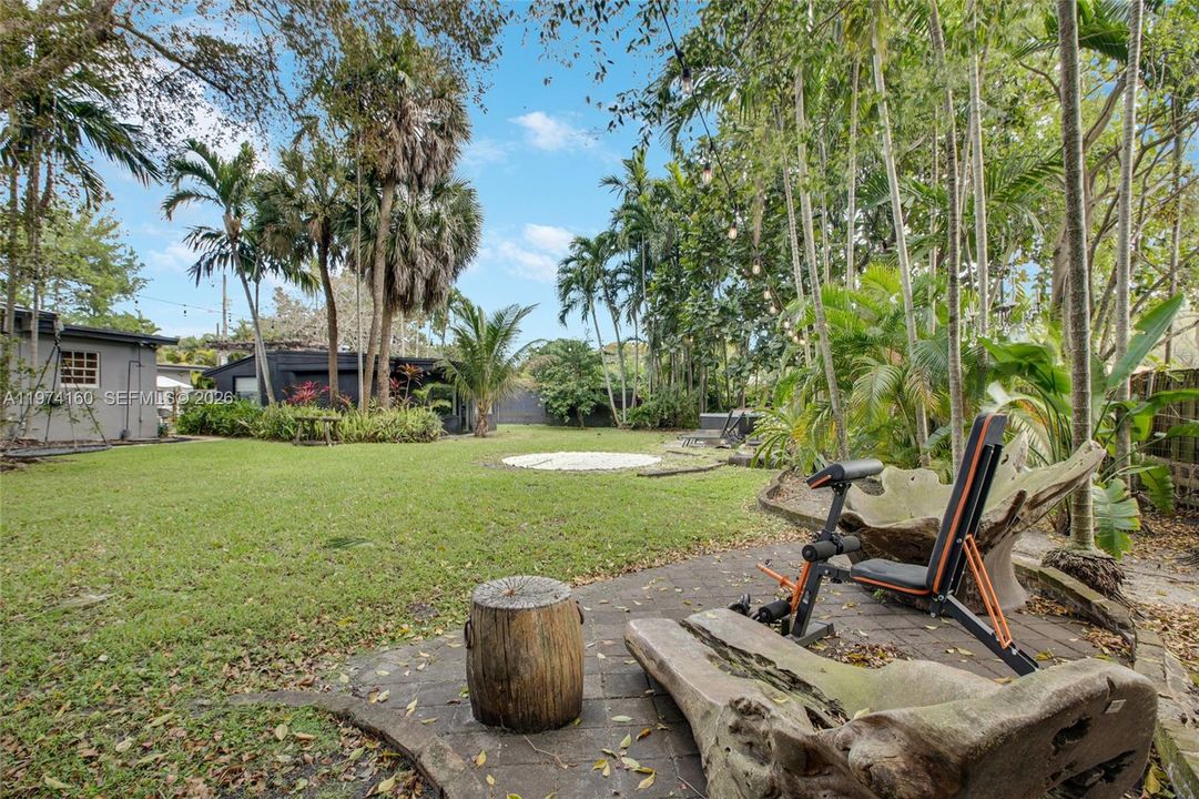 For Sale: $2,650,000 (5 beds, 5 baths, 3282 Square Feet)