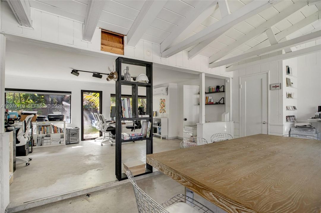 For Sale: $2,650,000 (5 beds, 5 baths, 3282 Square Feet)