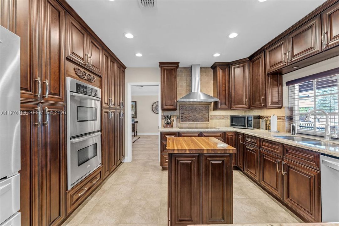 На продажу: $1,379,999 (3 спален, 2 ванн, 1959 Квадратных фут)