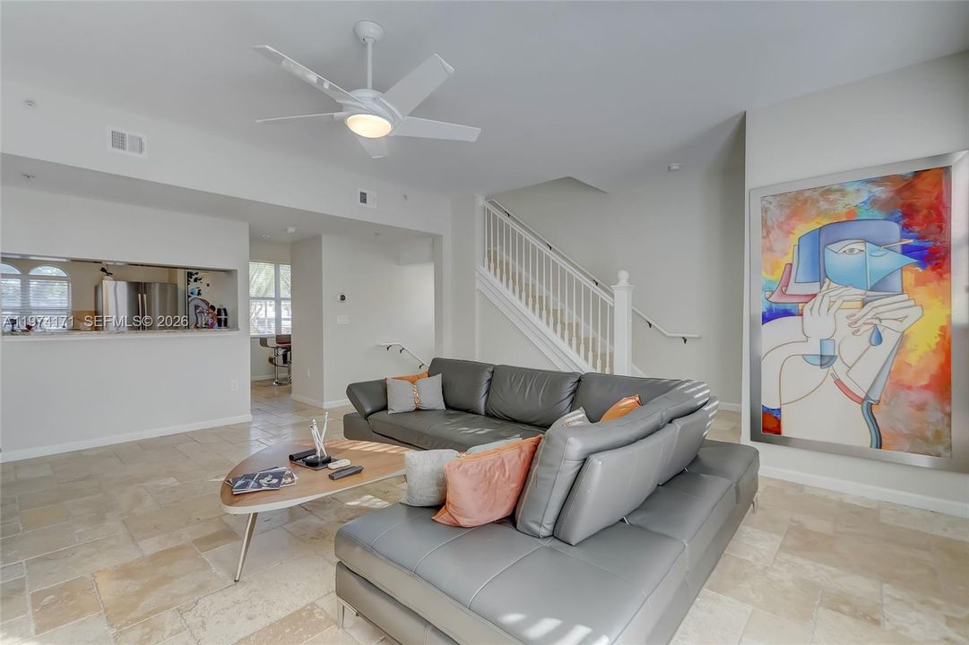 For Sale: $665,000 (2 beds, 2 baths, 1724 Square Feet)