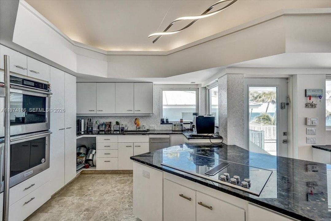 En Venta: $14,900,000 (5 camas, 7 baños, 3672 Pies cuadrados)