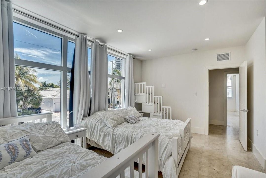 En Venta: $14,900,000 (5 camas, 7 baños, 3672 Pies cuadrados)