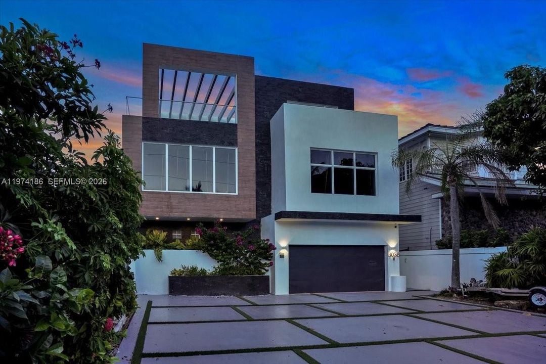 En Venta: $14,900,000 (5 camas, 7 baños, 3672 Pies cuadrados)