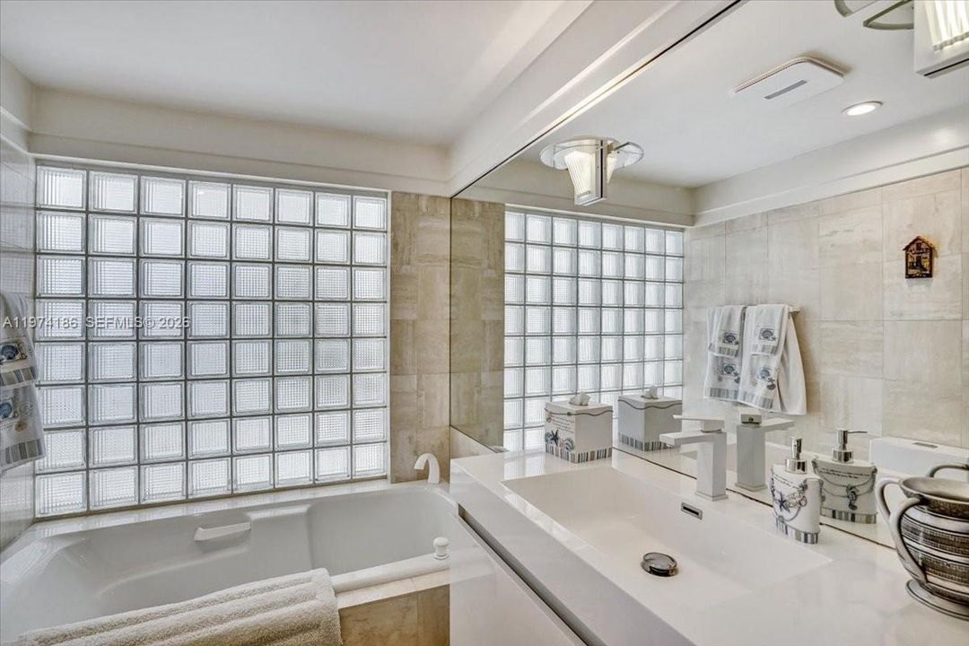 En Venta: $14,900,000 (5 camas, 7 baños, 3672 Pies cuadrados)
