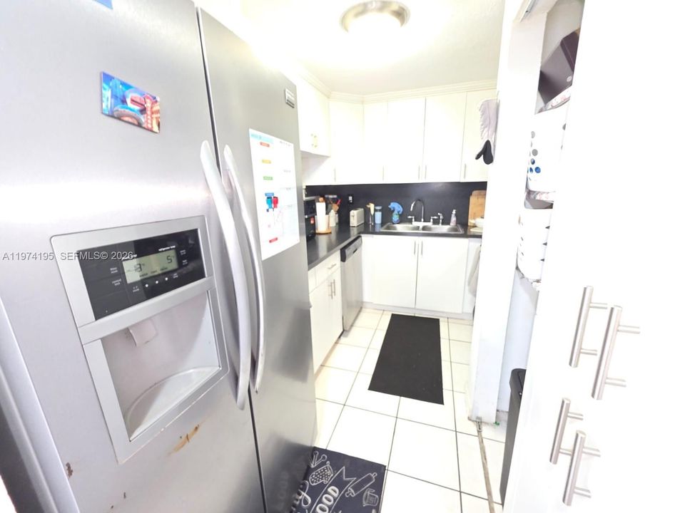 На продажу: $320,000 (3 спален, 2 ванн, 1638 Квадратных фут)