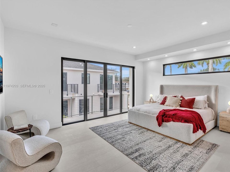 For Sale: $990,000 (3 beds, 2 baths, 2040 Square Feet)