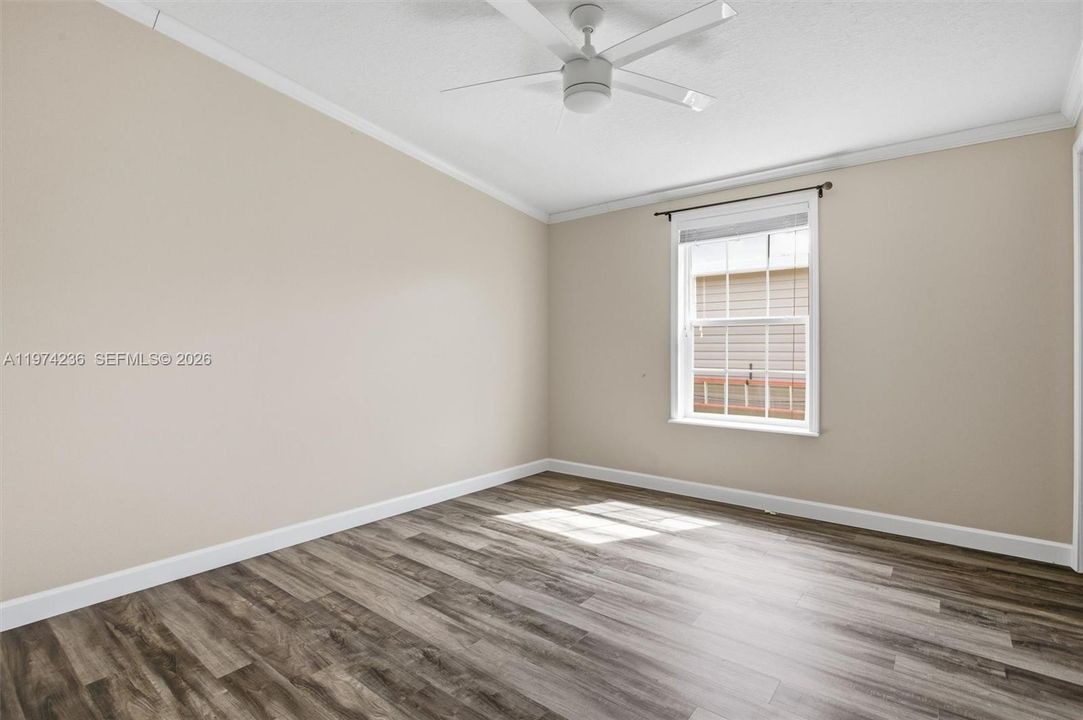 Activo con contrato: $170,000 (3 camas, 2 baños, 1350 Pies cuadrados)