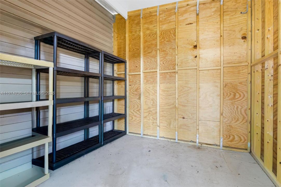 Activo con contrato: $170,000 (3 camas, 2 baños, 1350 Pies cuadrados)