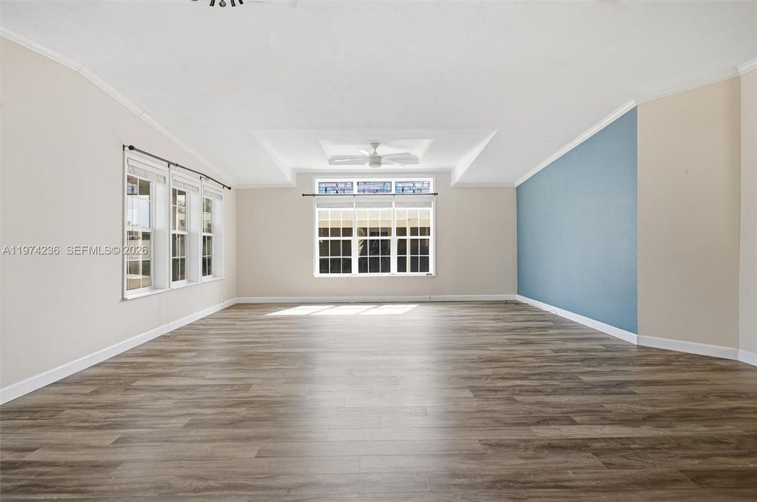 Activo con contrato: $170,000 (3 camas, 2 baños, 1350 Pies cuadrados)