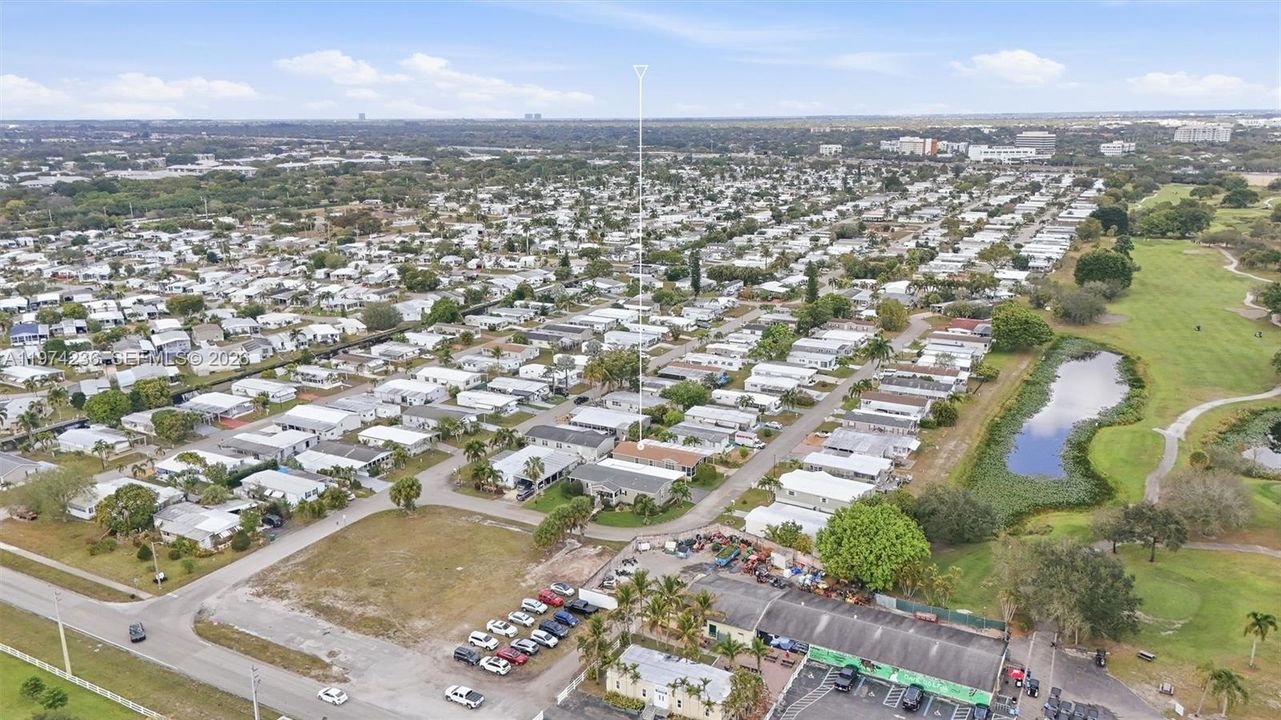 Activo con contrato: $170,000 (3 camas, 2 baños, 1350 Pies cuadrados)