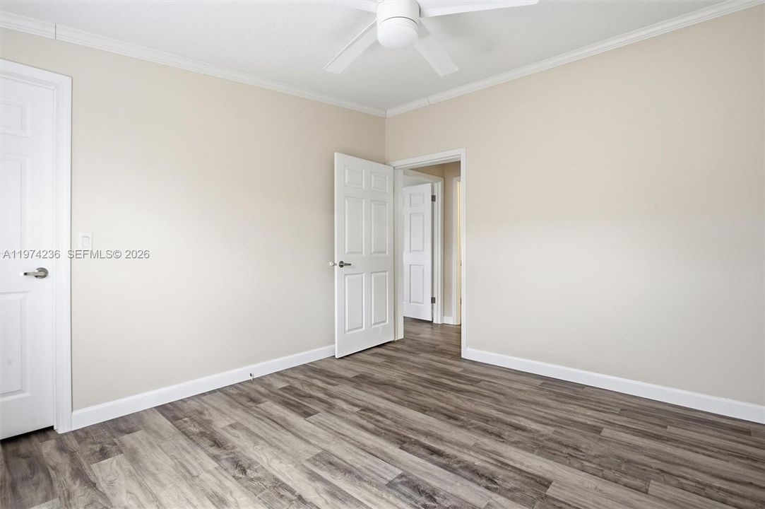 Activo con contrato: $170,000 (3 camas, 2 baños, 1350 Pies cuadrados)