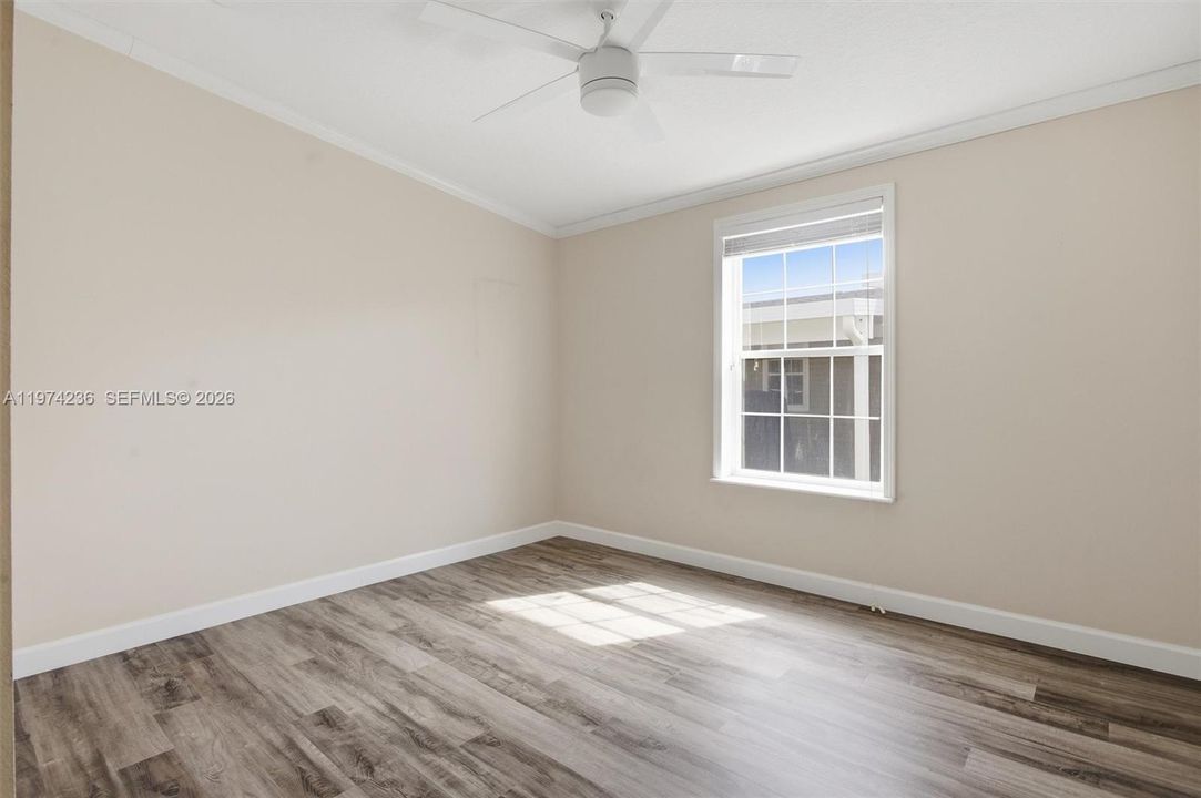 Activo con contrato: $170,000 (3 camas, 2 baños, 1350 Pies cuadrados)