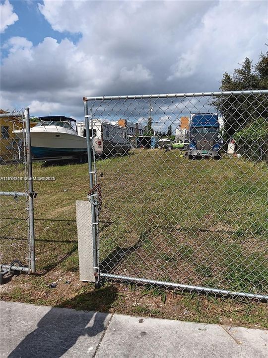 For Sale: $189,850 (1.00 acres)
