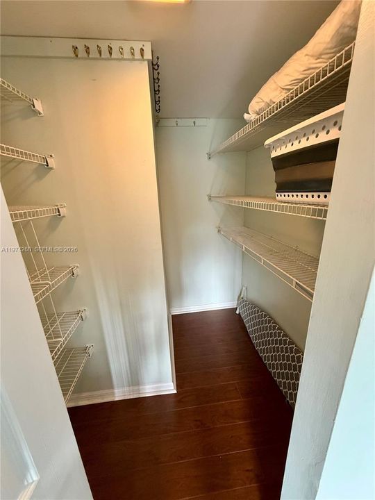 На продажу: $155,000 (2 спален, 2 ванн, 948 Квадратных фут)