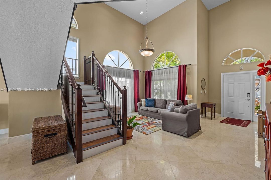 Active With Contract: $935,000 (4 beds, 2 baths, 2498 Square Feet)