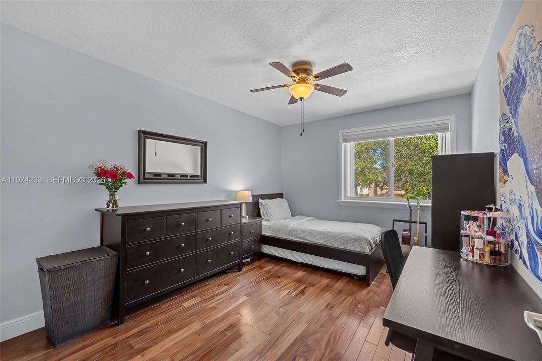 Active With Contract: $935,000 (4 beds, 2 baths, 2498 Square Feet)