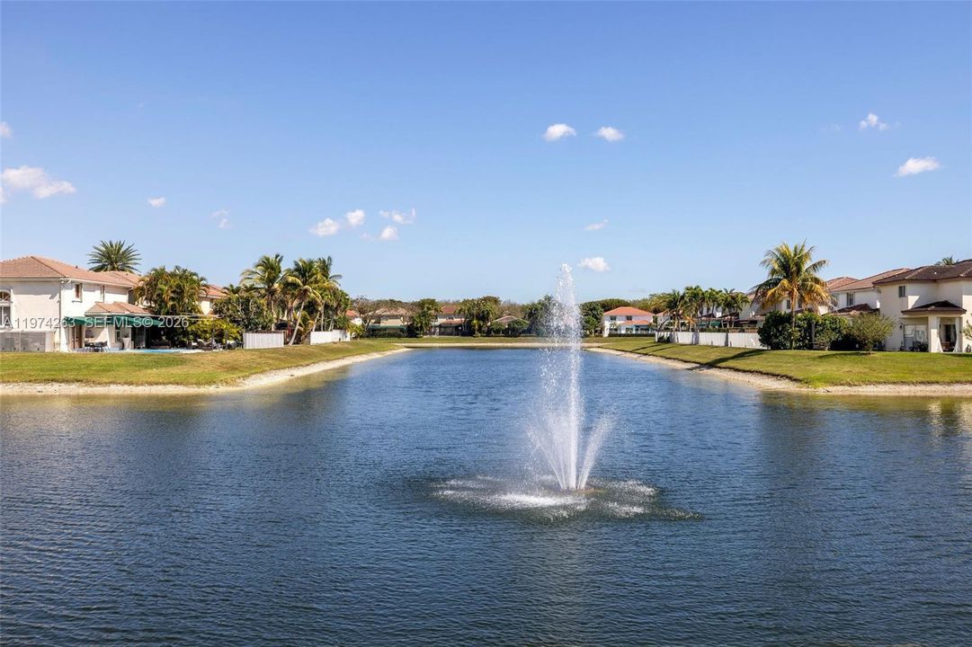 Active With Contract: $935,000 (4 beds, 2 baths, 2498 Square Feet)