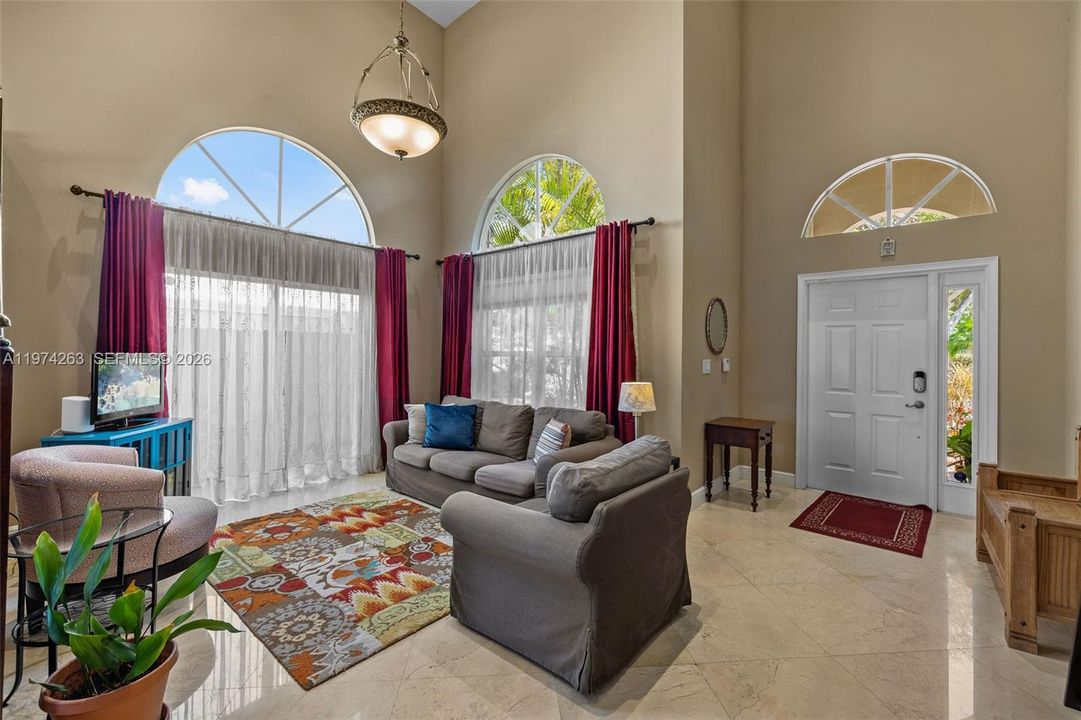 Active With Contract: $935,000 (4 beds, 2 baths, 2498 Square Feet)