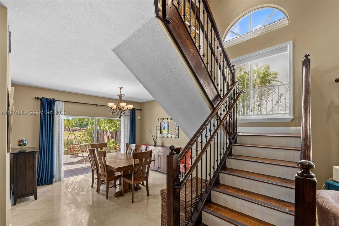 Active With Contract: $935,000 (4 beds, 2 baths, 2498 Square Feet)