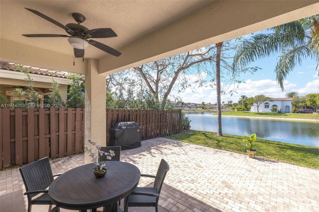 Active With Contract: $935,000 (4 beds, 2 baths, 2498 Square Feet)