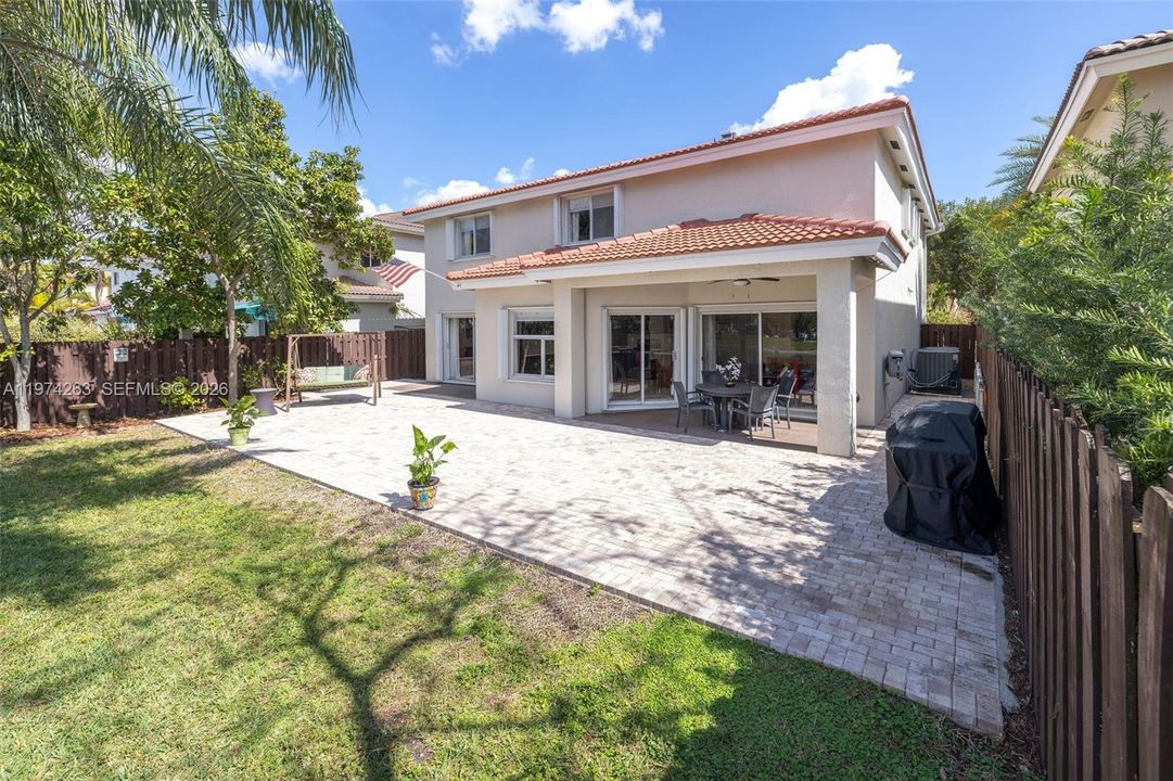 Active With Contract: $935,000 (4 beds, 2 baths, 2498 Square Feet)