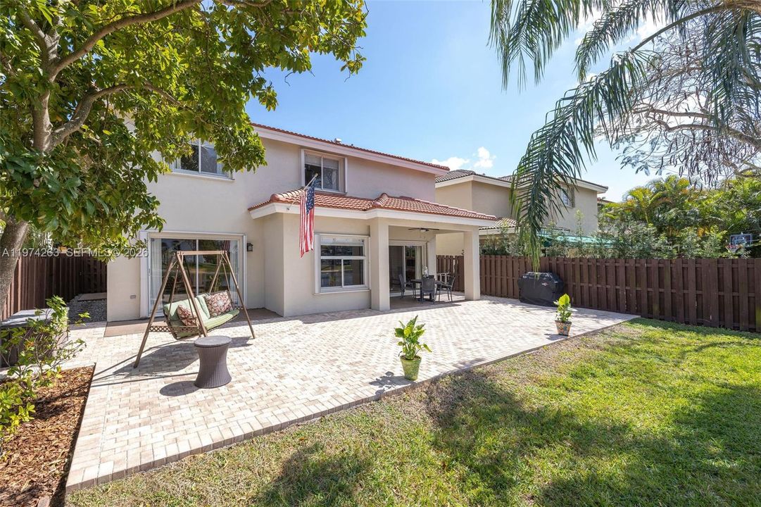 Active With Contract: $935,000 (4 beds, 2 baths, 2498 Square Feet)
