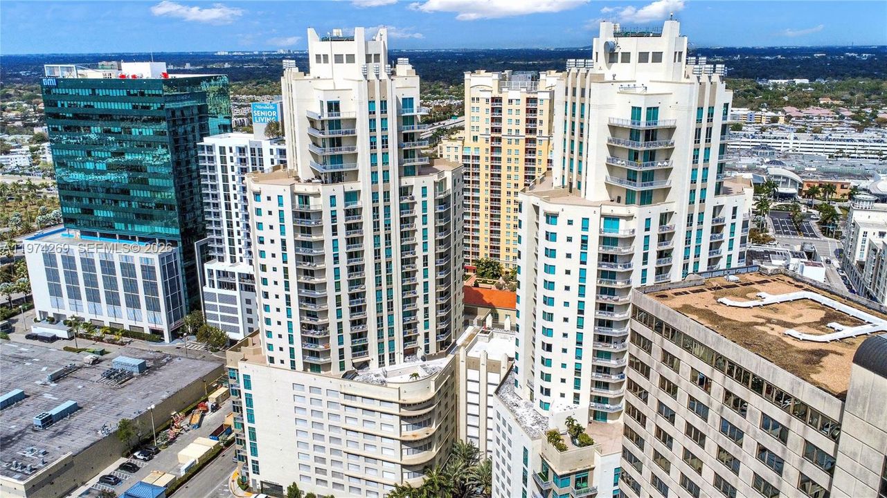 На продажу: $350,000 (2 спален, 1 ванн, 916 Квадратных фут)