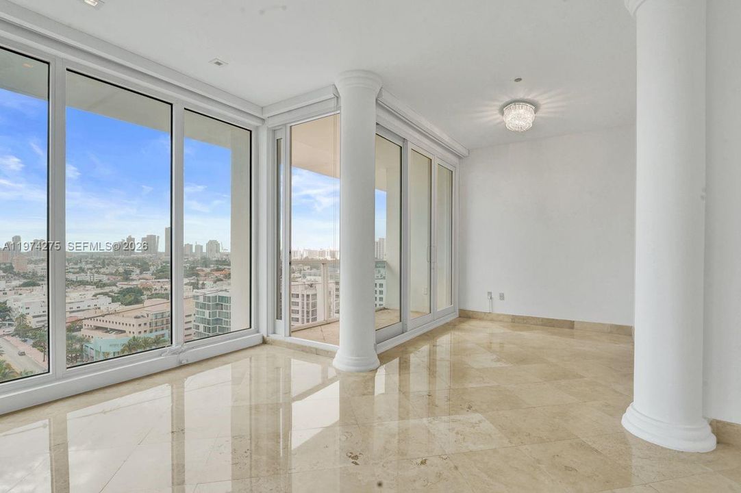 For Sale: $1,150,000 (2 beds, 2 baths, 1490 Square Feet)
