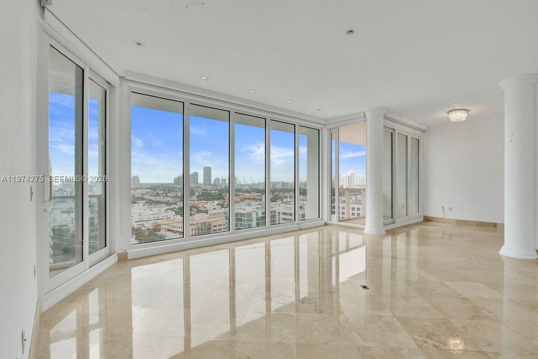 For Sale: $1,150,000 (2 beds, 2 baths, 1490 Square Feet)
