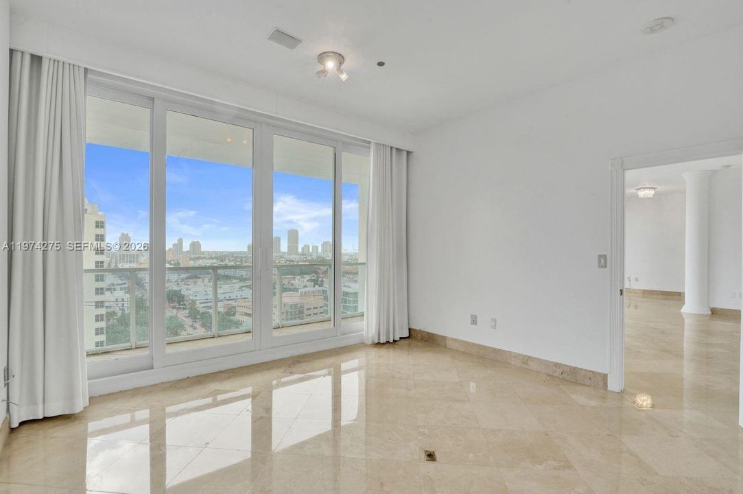 For Sale: $1,150,000 (2 beds, 2 baths, 1490 Square Feet)