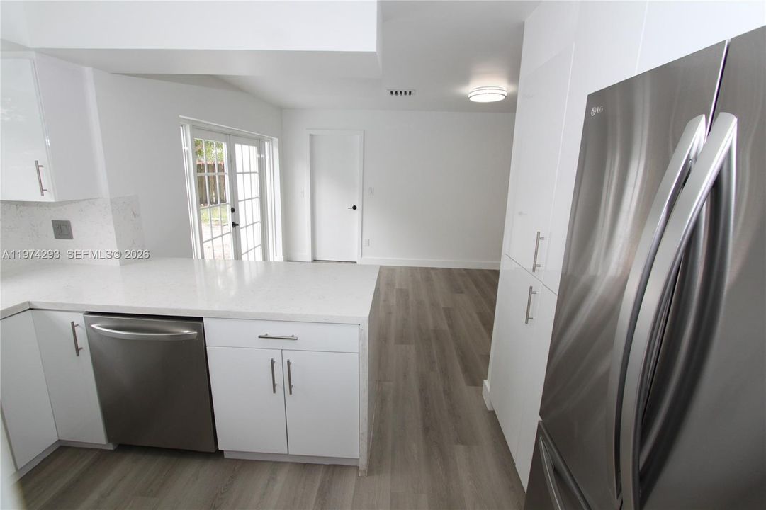 For Sale: $720,000 (4 beds, 2 baths, 2102 Square Feet)