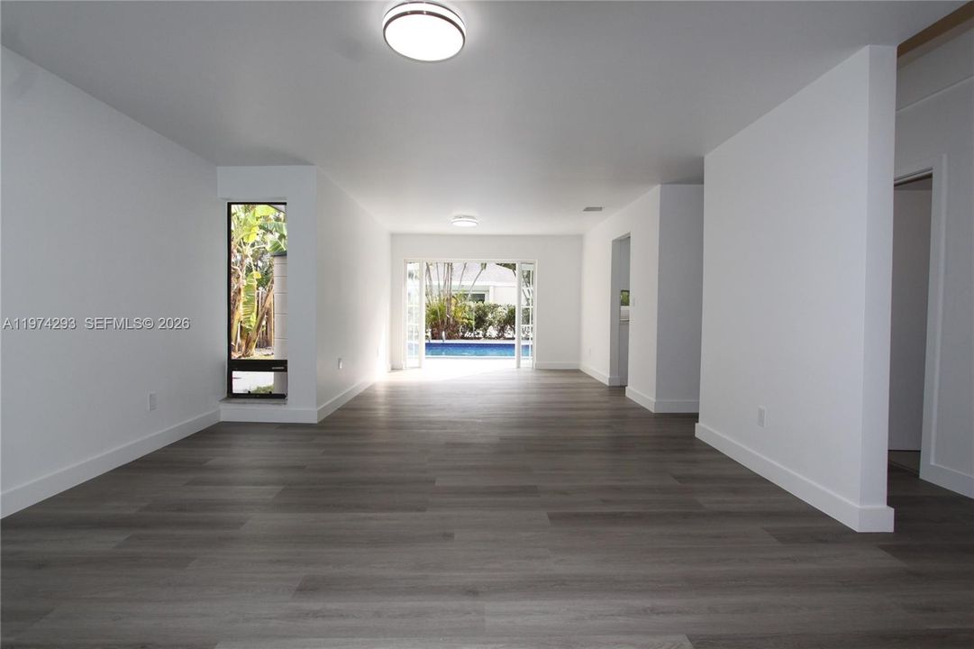 For Sale: $720,000 (4 beds, 2 baths, 2102 Square Feet)