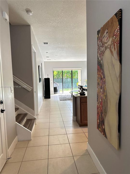 Active With Contract: $3,950 (4 beds, 3 baths, 2433 Square Feet)