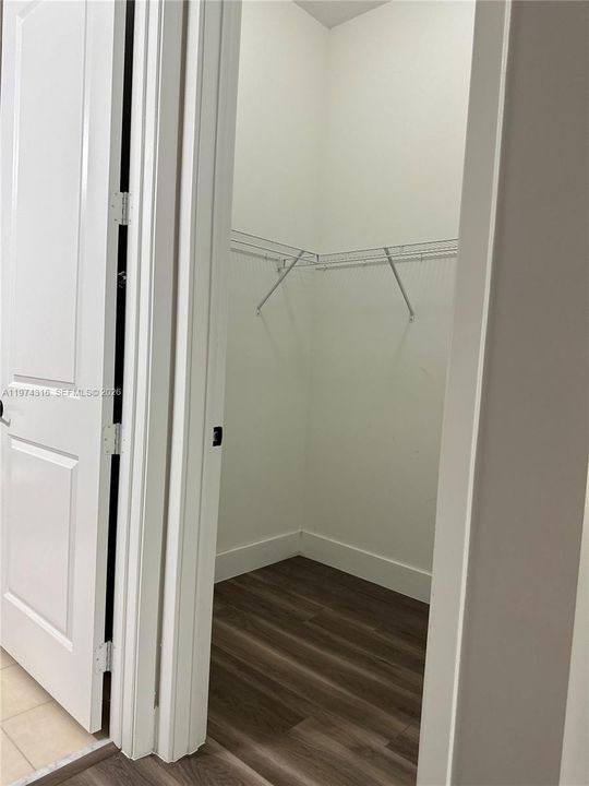 Active With Contract: $3,950 (4 beds, 3 baths, 2433 Square Feet)