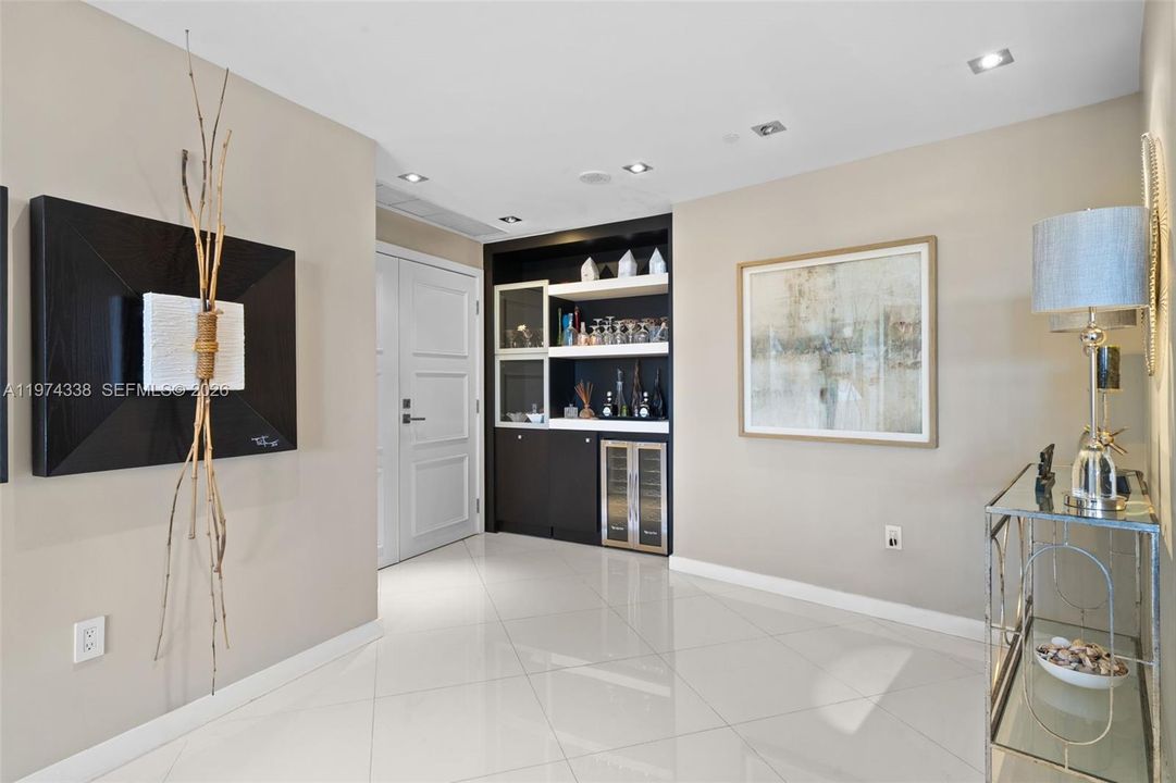 For Sale: $3,300,000 (2 beds, 2 baths, 2250 Square Feet)
