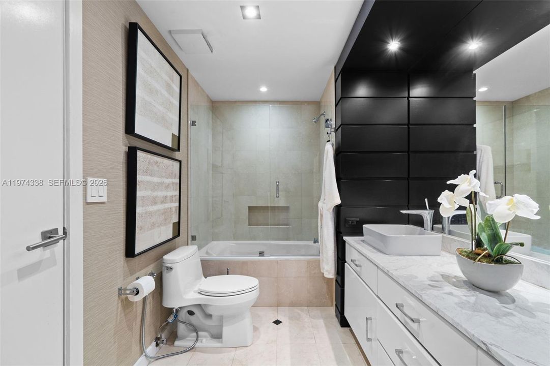 For Sale: $3,300,000 (2 beds, 2 baths, 2250 Square Feet)