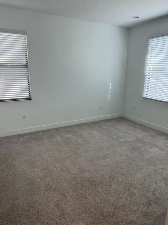 Bedroom 4 ensuite