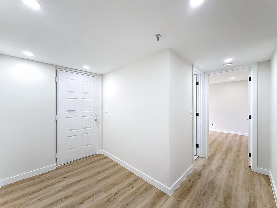 955 Egret Circle #207-17