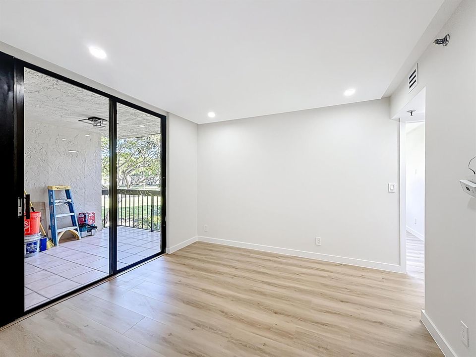 955 Egret Circle #207-35
