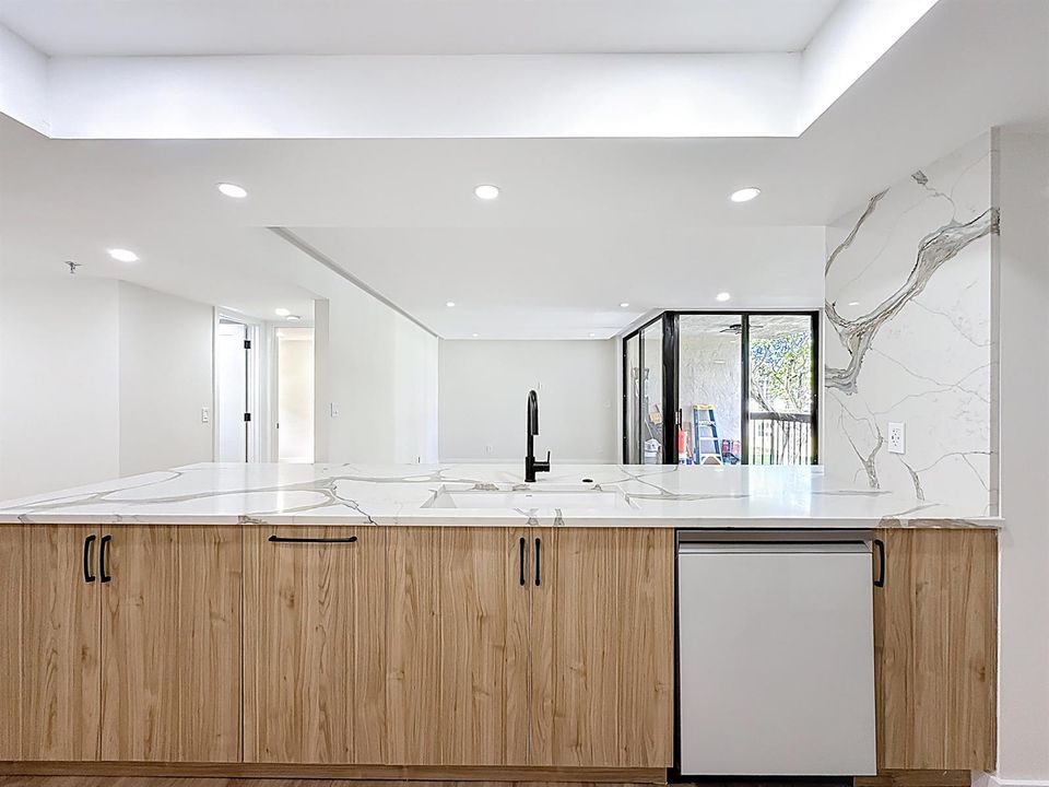 955 Egret Circle #207-24