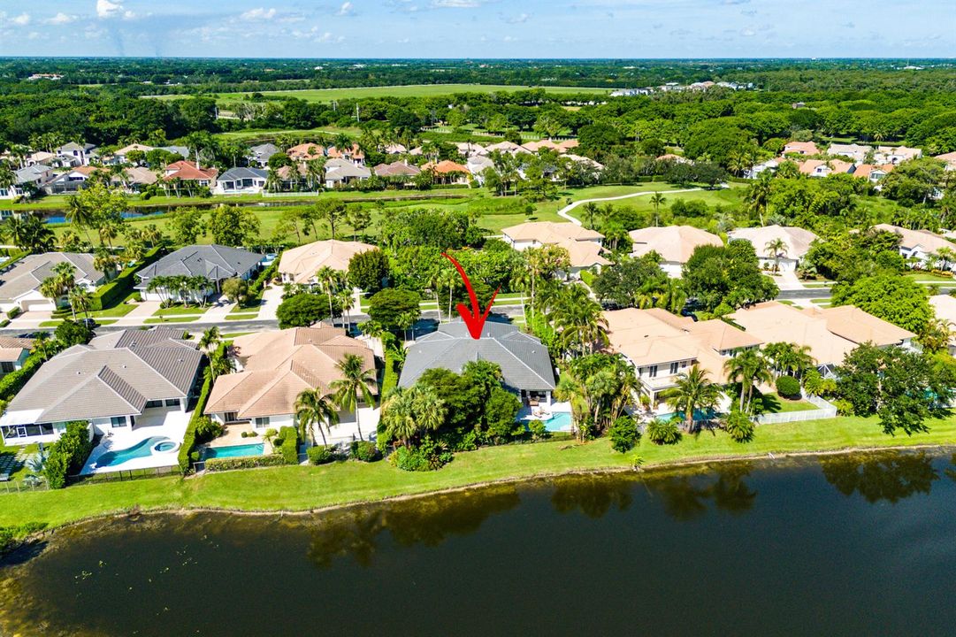 2800 Twin Oaks