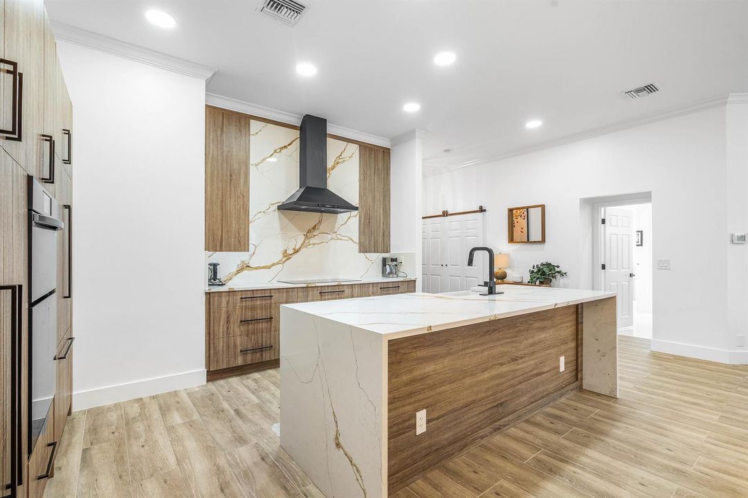017-2800TwinOaksWay-Wellington-FL-33414-