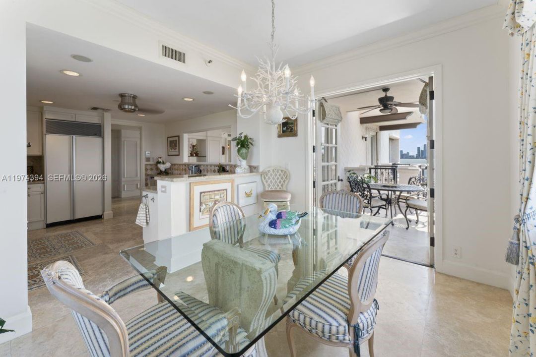 For Sale: $5,775,000 (3 beds, 3 baths, 2740 Square Feet)