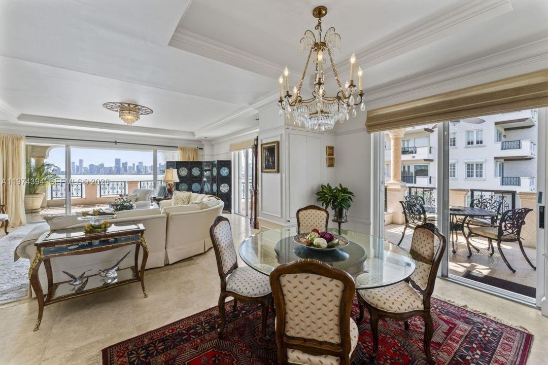 For Sale: $5,775,000 (3 beds, 3 baths, 2740 Square Feet)