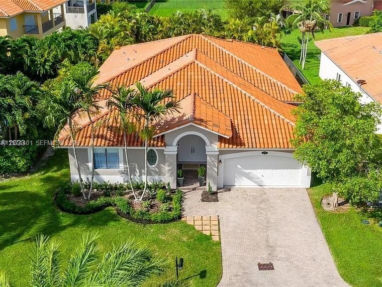 Active With Contract: $5,000 (4 beds, 3 baths, 2552 Square Feet)