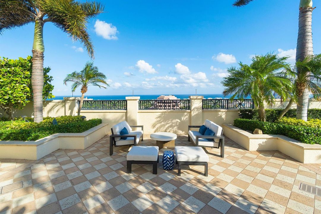 All New Outdoor Furnishings
