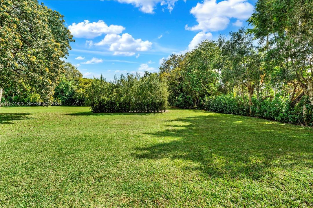 Recently Sold: $1,800,000 (4 beds, 3 baths, 3319 Square Feet)