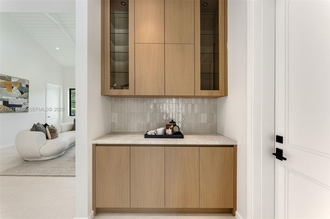 En Venta: $5,150,000 (6 camas, 6 baños, 4822 Pies cuadrados)