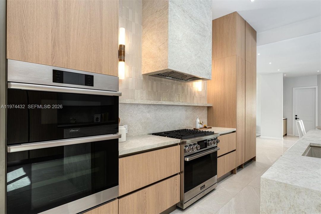 En Venta: $5,150,000 (6 camas, 6 baños, 4822 Pies cuadrados)