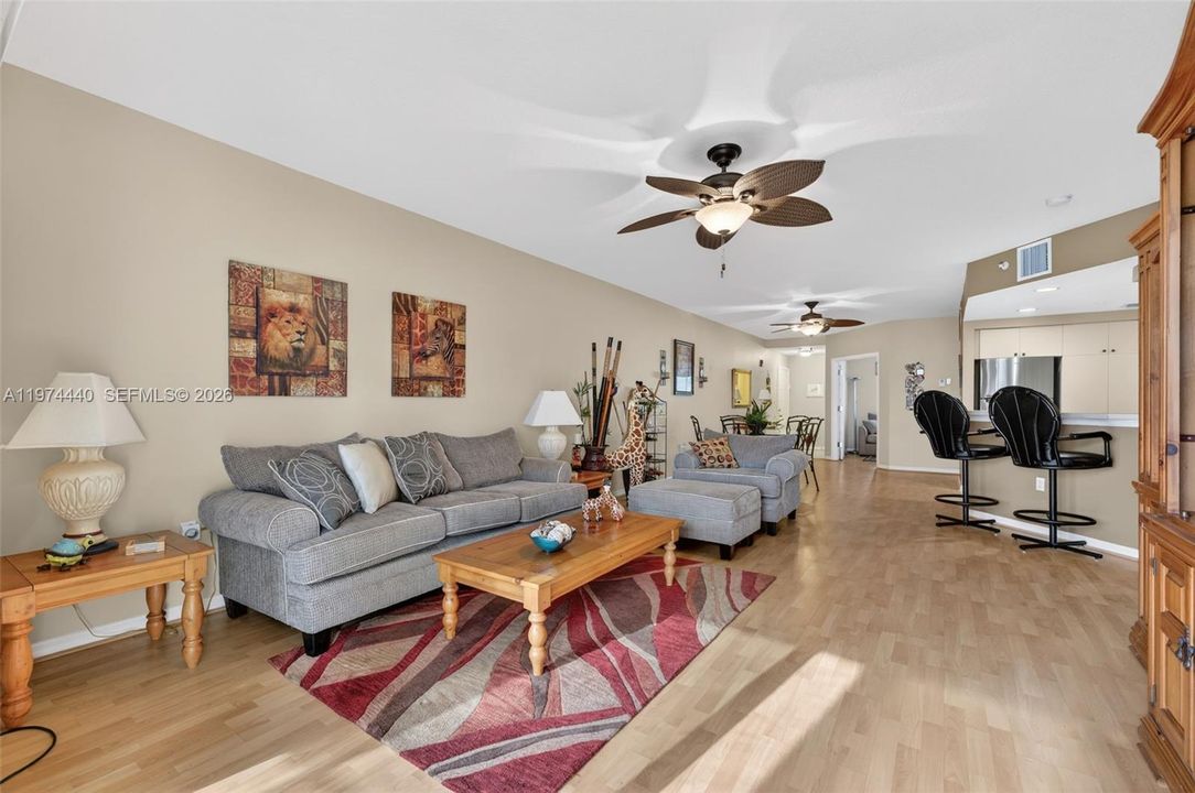 Active With Contract: $249,750 (3 beds, 2 baths, 1311 Square Feet)